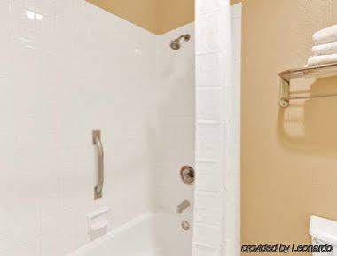 6-libertyville, Il 2* Libertyville