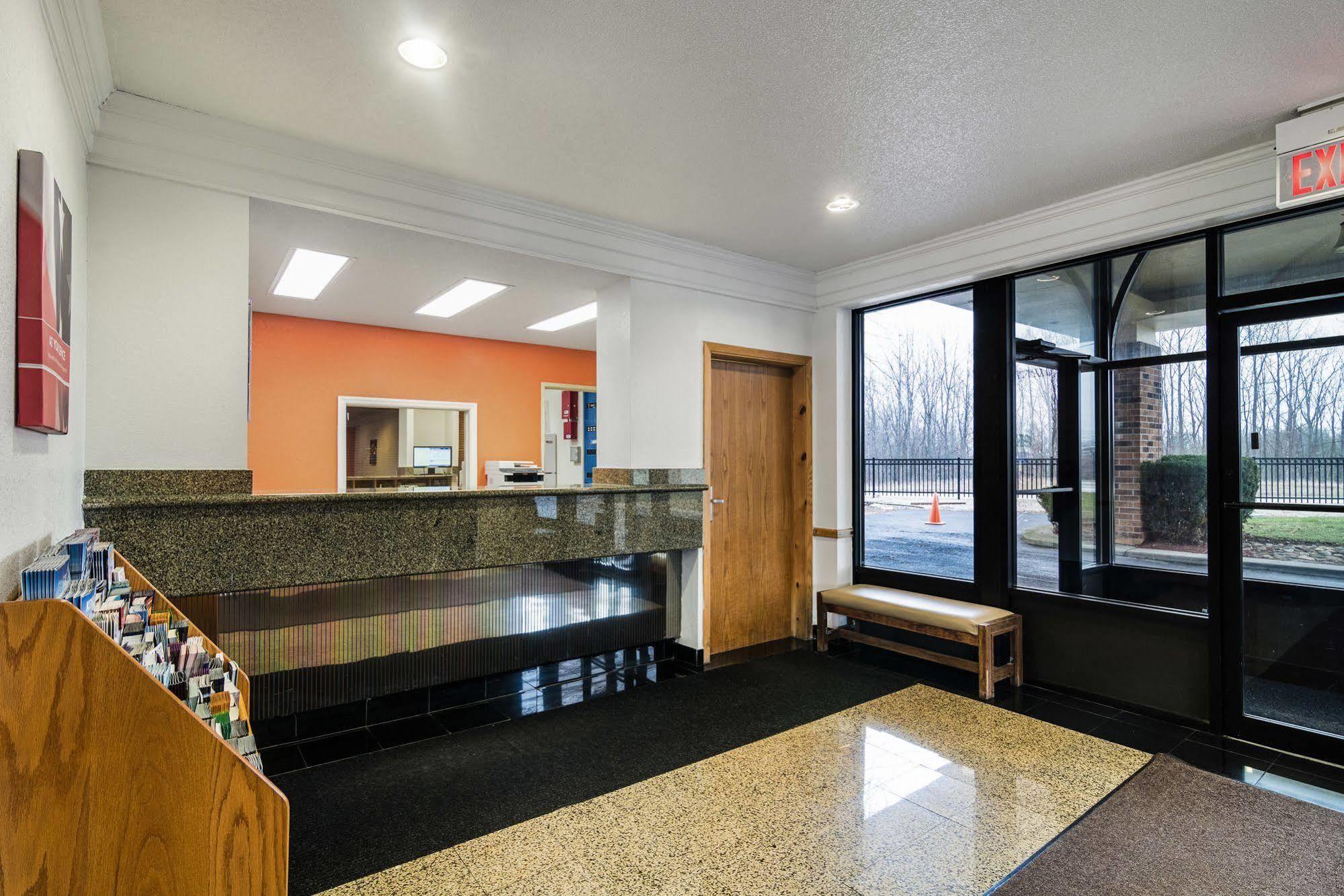 6-libertyville, Il Hotel